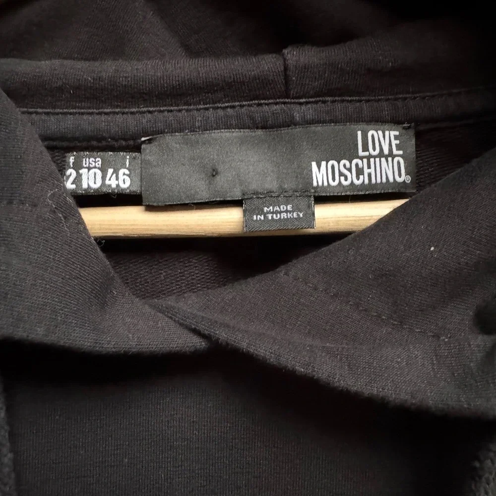Love Moschino measurements pit